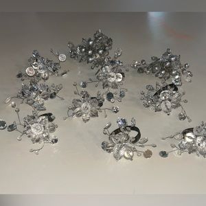 Exquisite clear crystal and silver beaded napkin holders